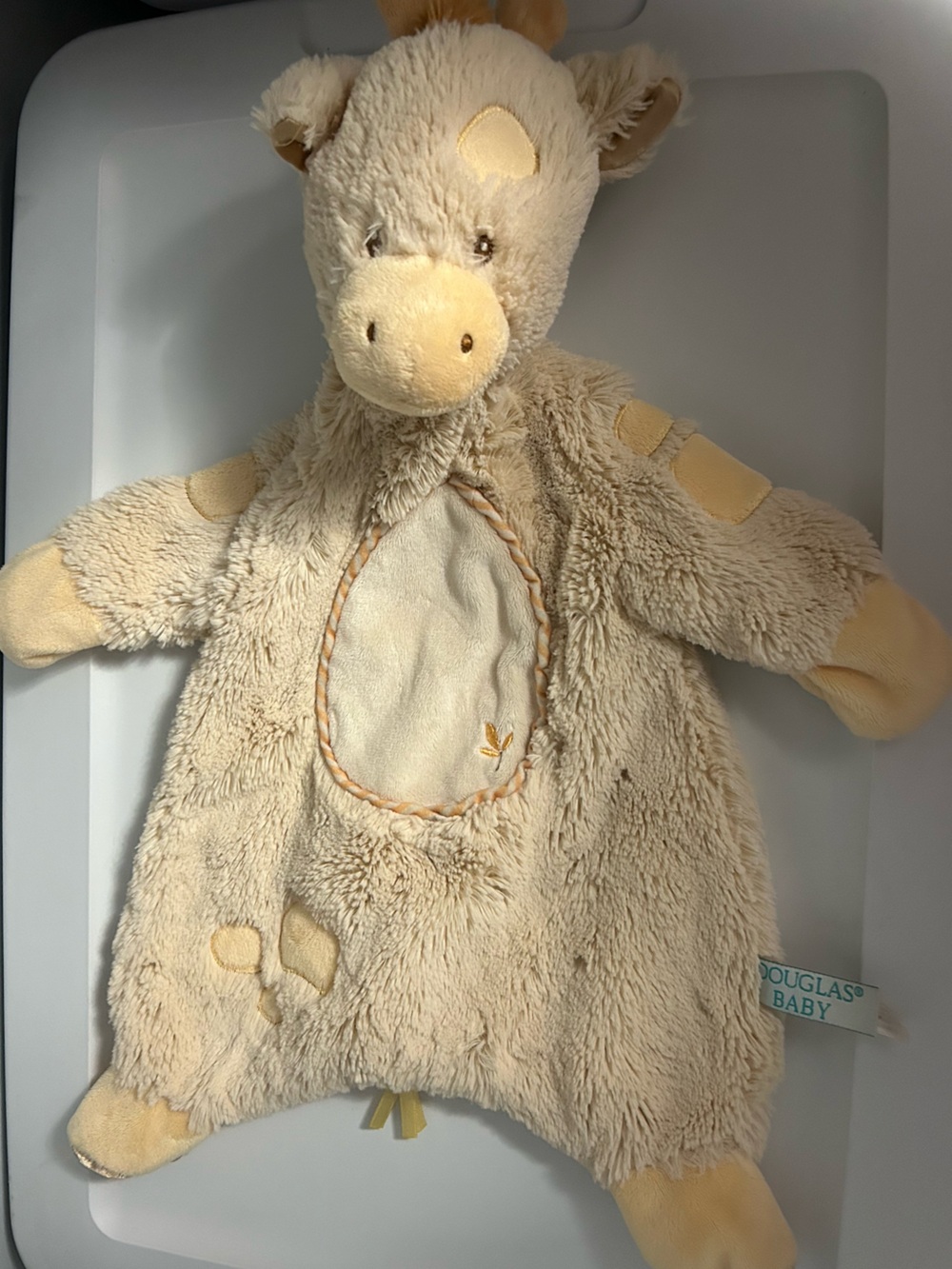 Douglas Baby Cream Giraffe Sshlumpie Plush Lovey for Kids